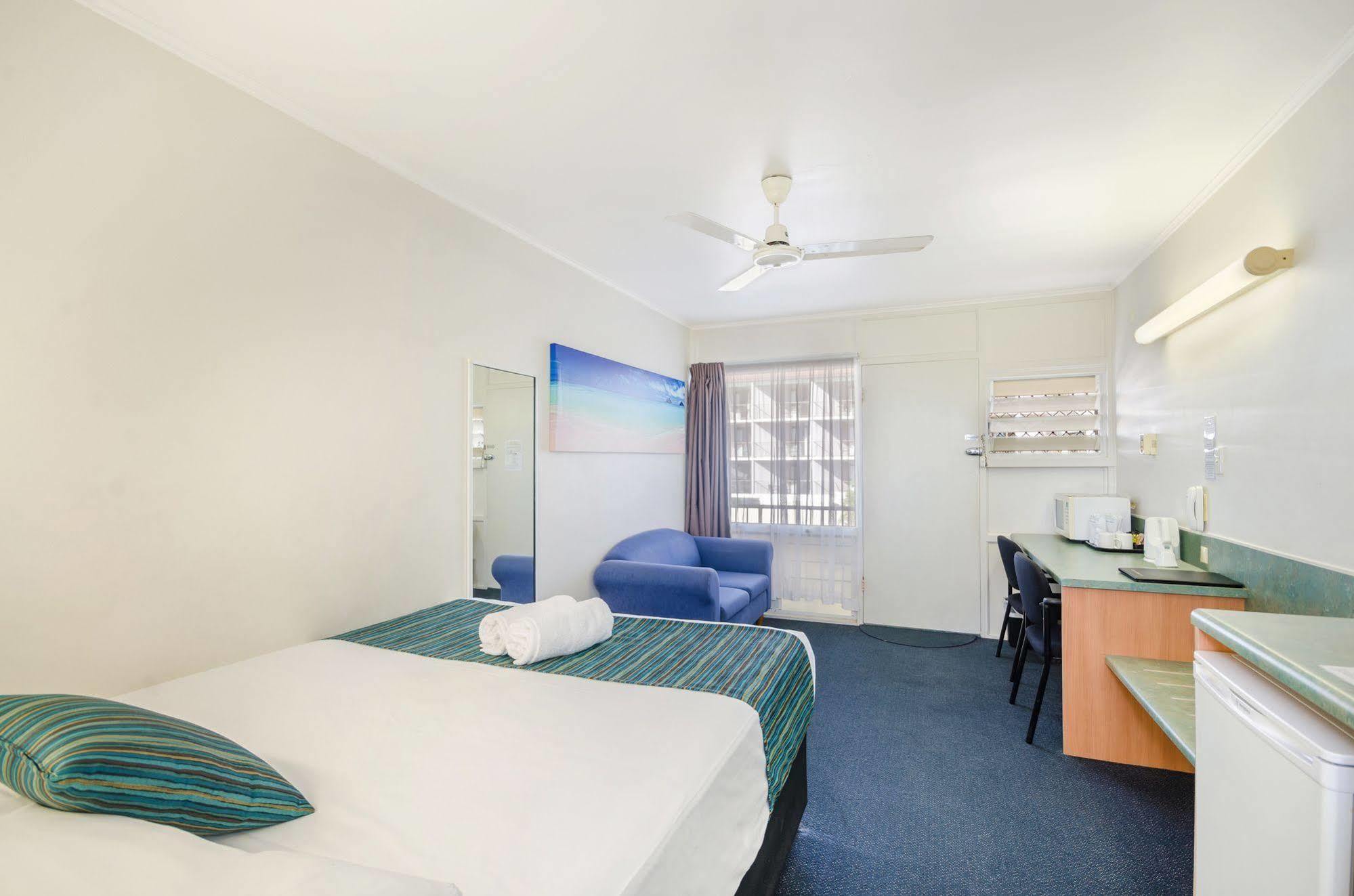 Beach House Motel Τάουνσβιλ Εξωτερικό φωτογραφία