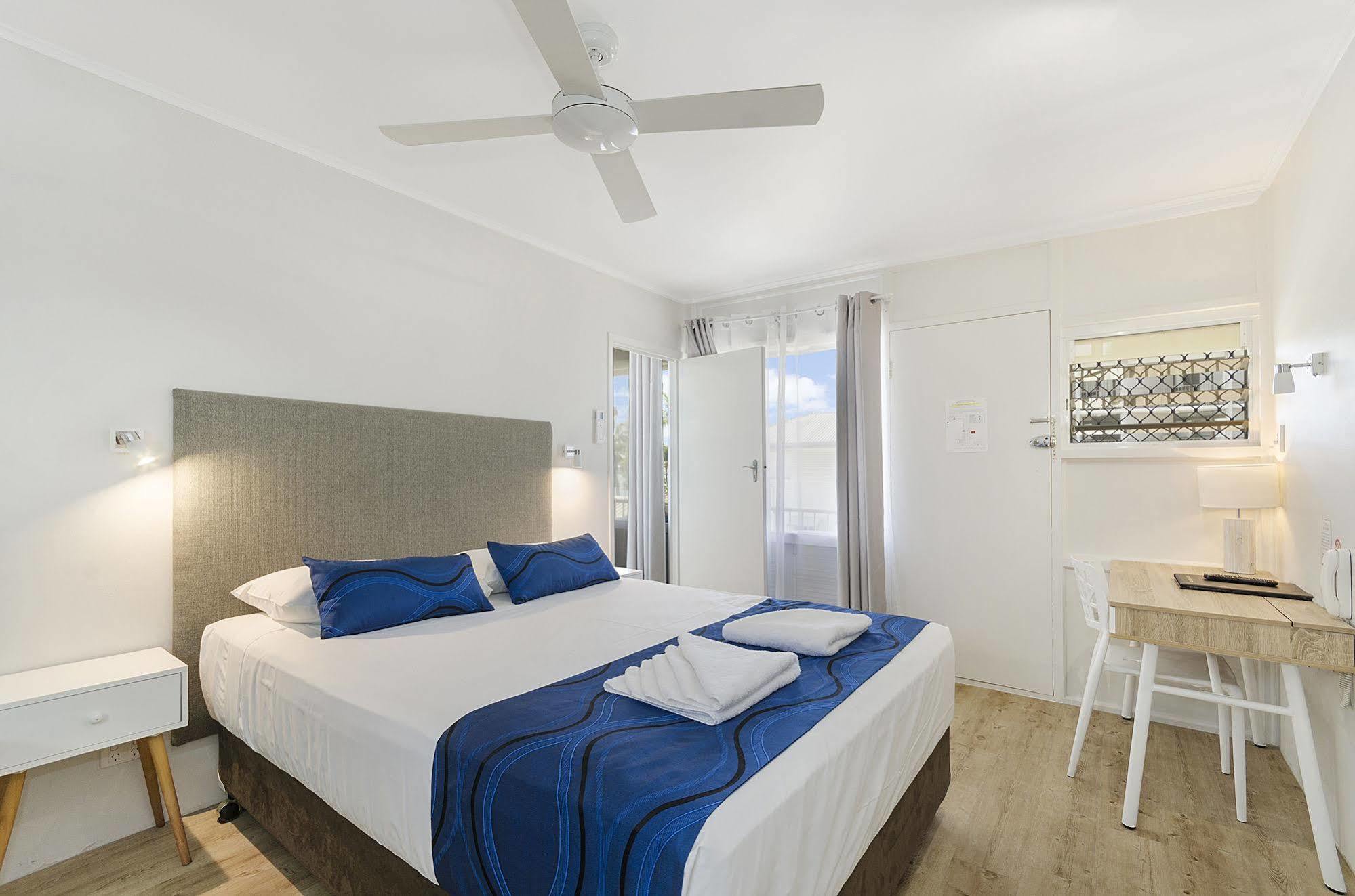 Beach House Motel Τάουνσβιλ Εξωτερικό φωτογραφία